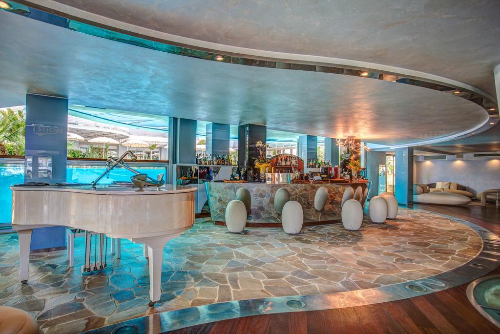 Hotel Waldorf- Premier Resort Milano Marittima Exterior foto