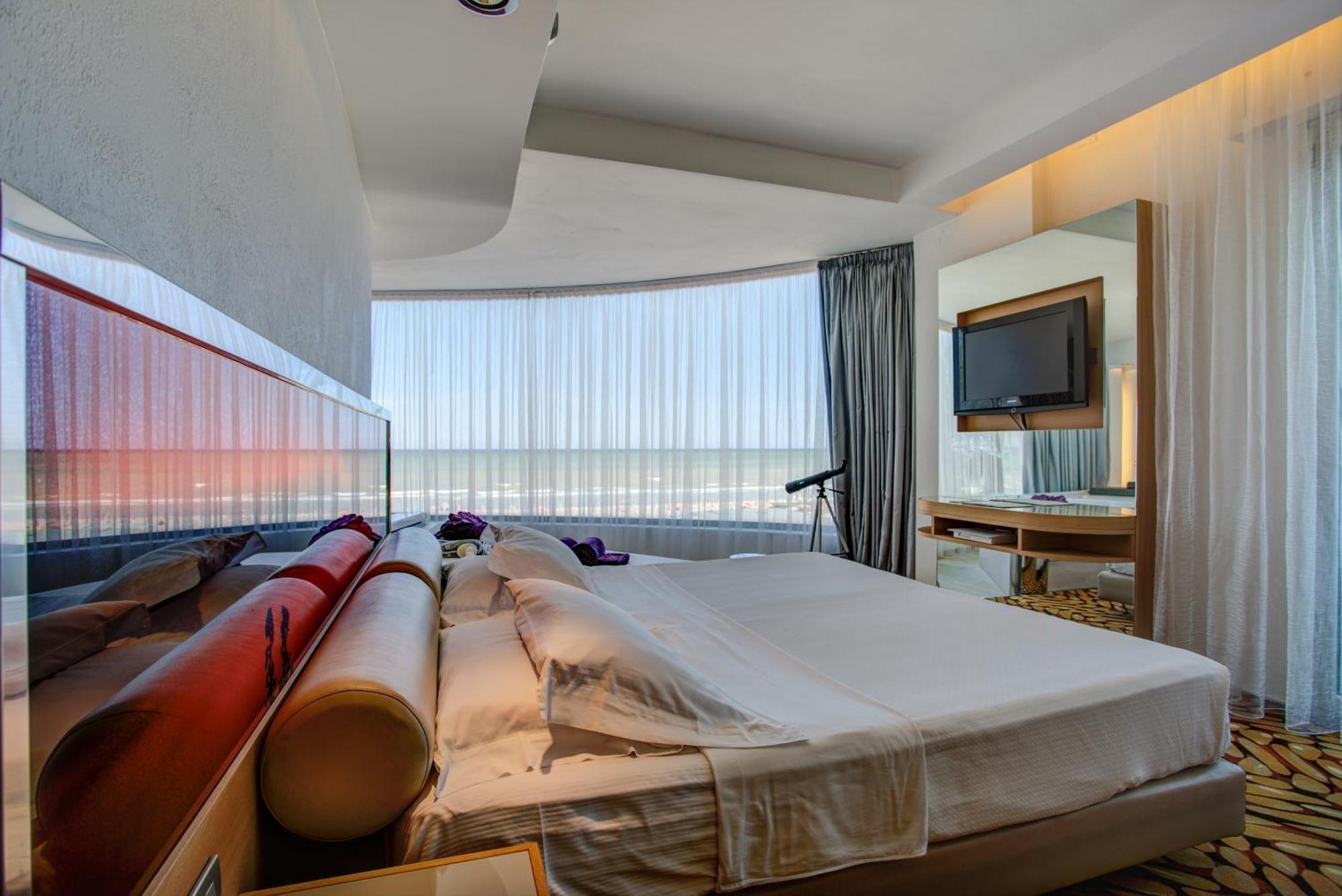 Hotel Waldorf- Premier Resort Milano Marittima Exterior foto